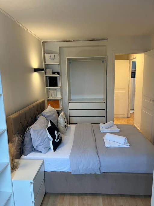 Appartement Paris Vue Tour Eiffel Trocadero Luaran gambar